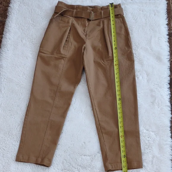 BANANA REPUBLIC Tan High-rise Tapered with Belt, Size 8. - Picture 11 of 17